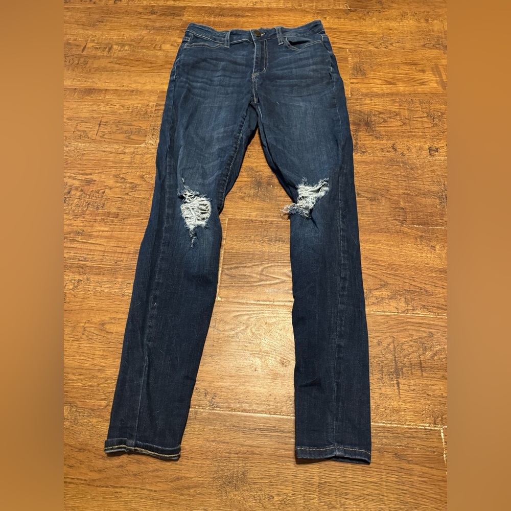 So skinny jeans 28 inch waist